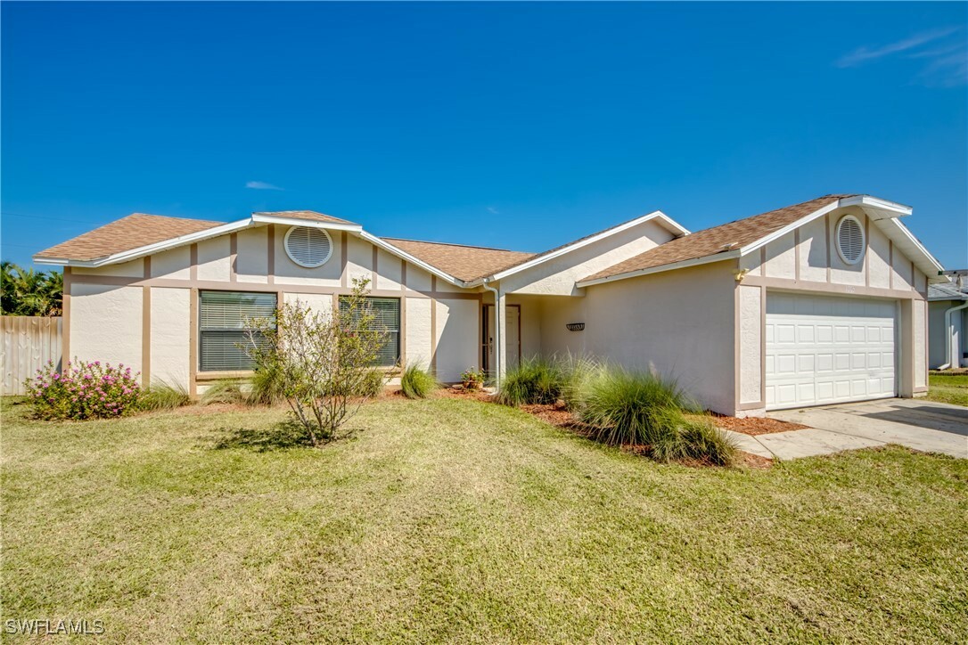 Property Photo:  1503 SW 38th Terrace  FL 33914 