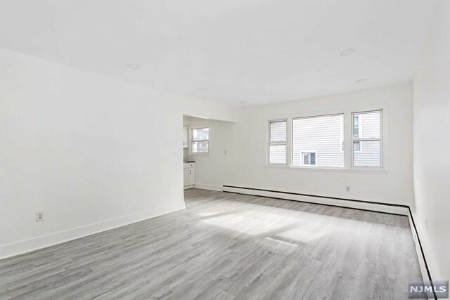 Property Photo:  86 Chestnut Street 2  NJ 07070 