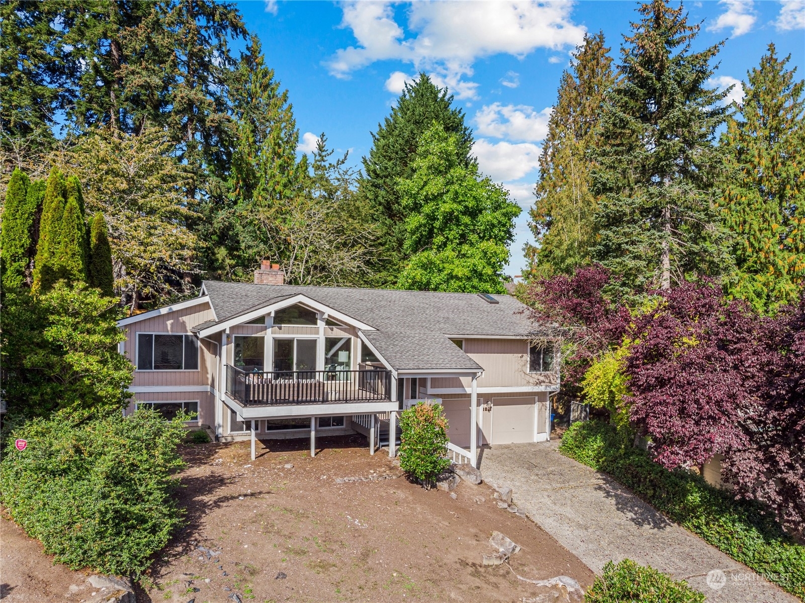 Property Photo: 1821 180th Ave NE WA 98008