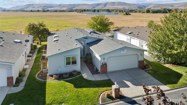 1100 S Rosewood Drive 121  Ellensburg WA 98926 photo