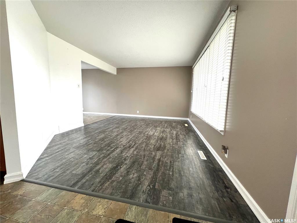 Property Photo:  1671 Winnie Street  SK S9H 1R4 