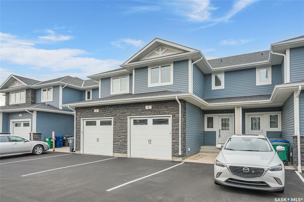 Property Photo:  115 Veltkamp Crescent 4  SK S7T 0T7 