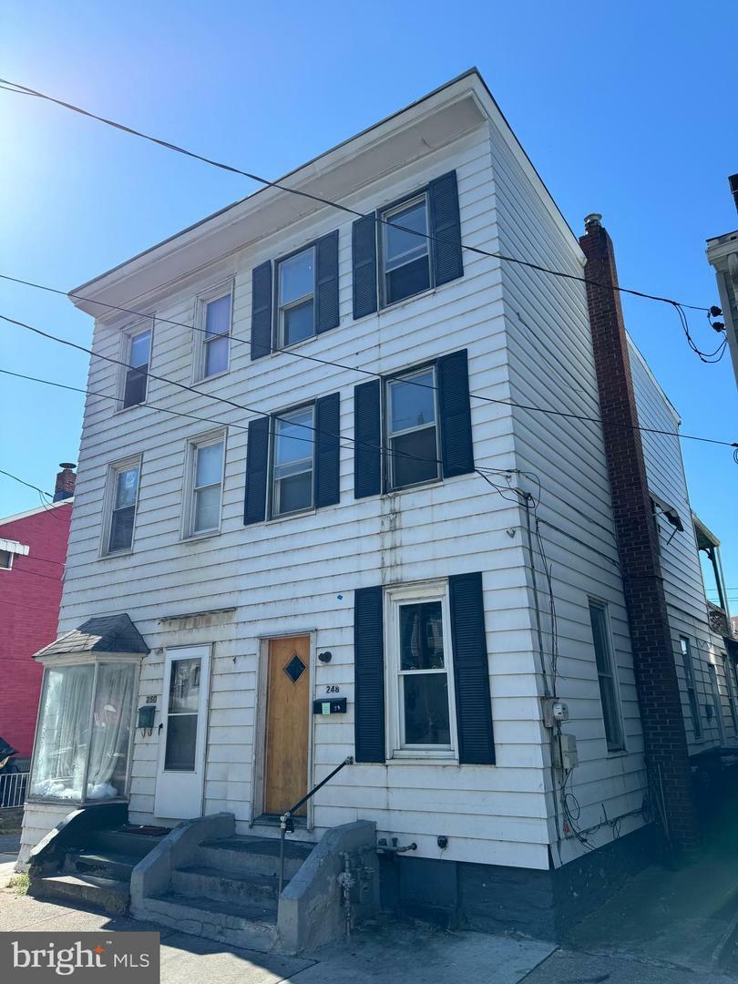 Property Photo:  248 S 2nd Street  PA 17113 