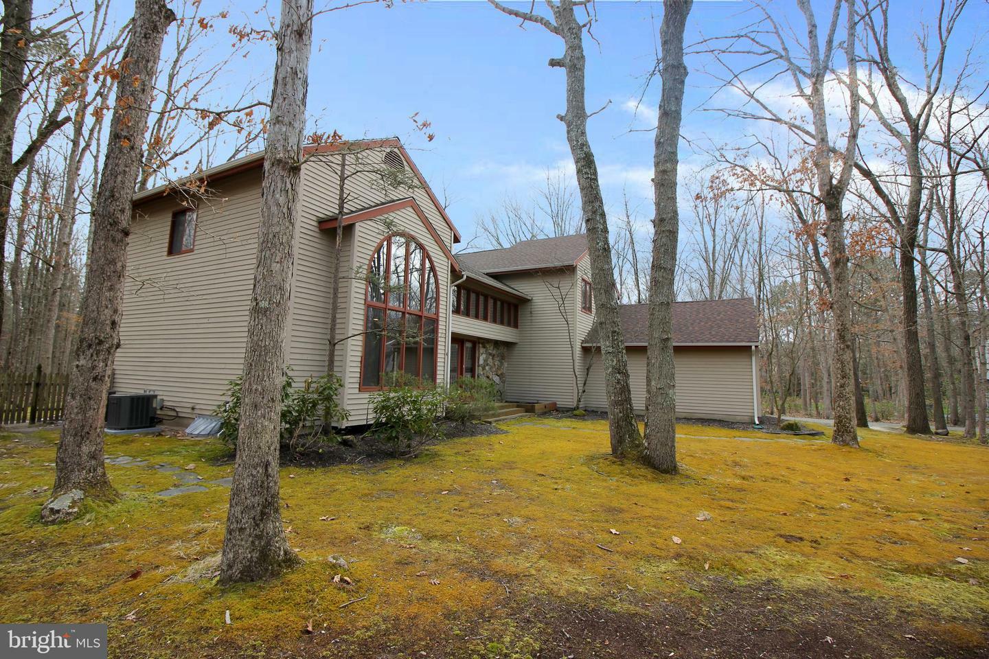 Property Photo:  4 Cambridge Court  NJ 08055 