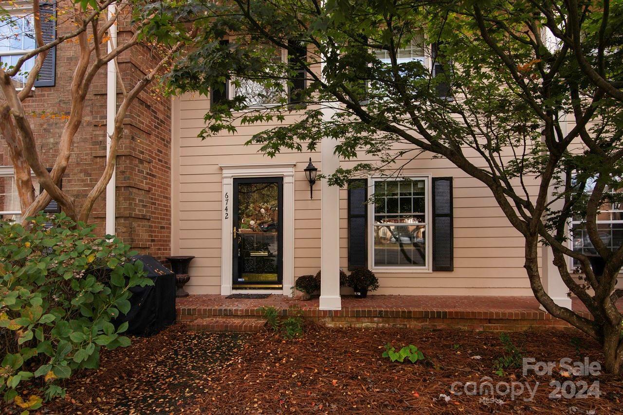 Property Photo:  6742 Constitution Lane  NC 28210 