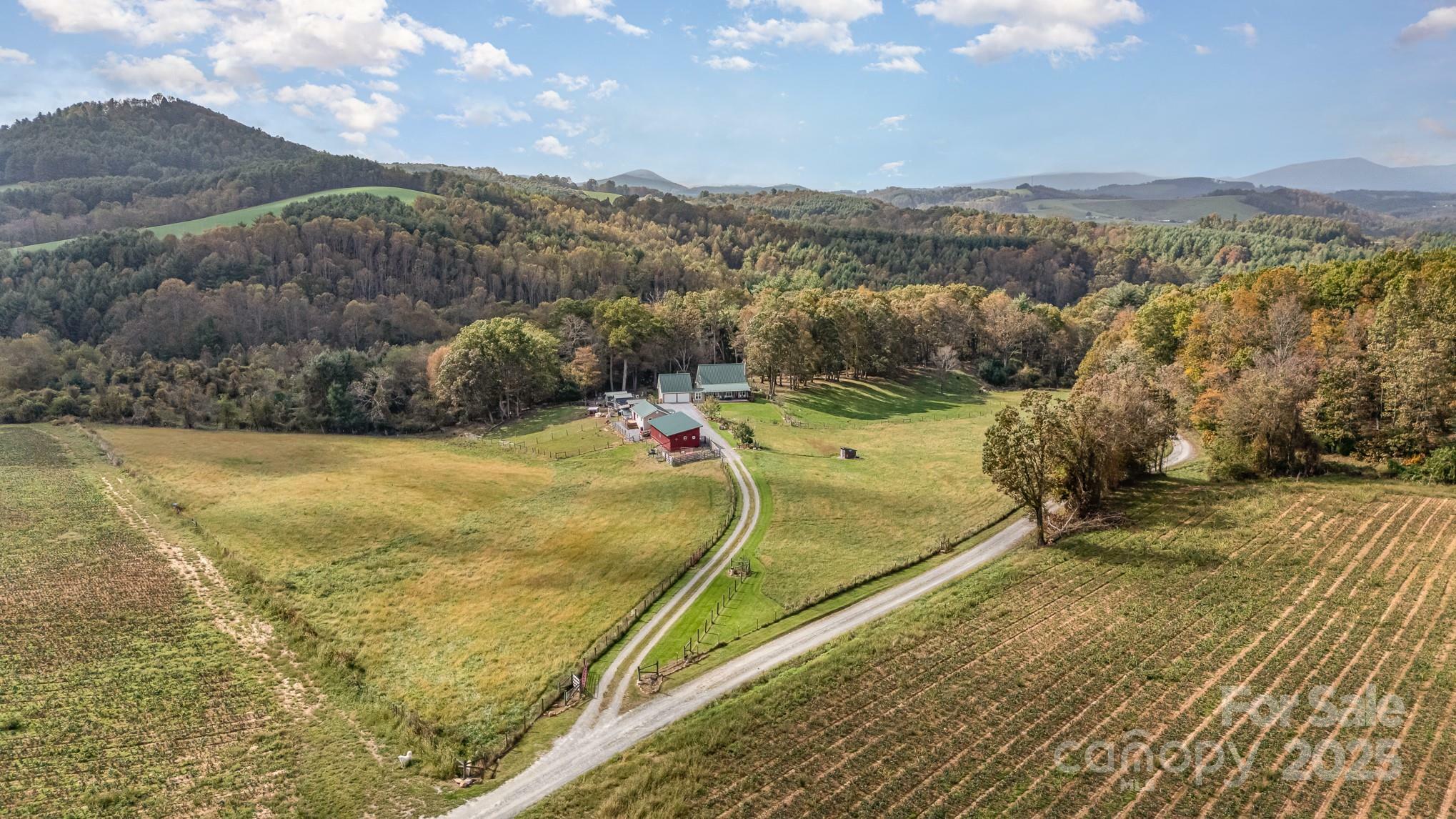 Property Photo: 1133 Junior Dairy Road NC 28623