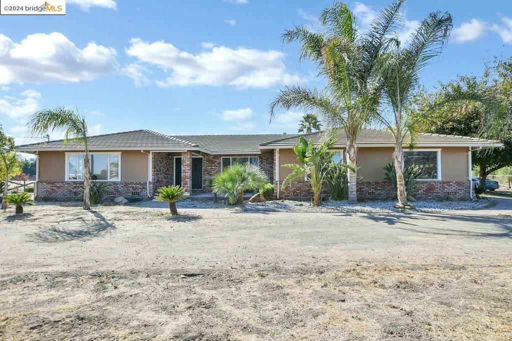 Property Photo:  881 Eden Plains  CA 94513 