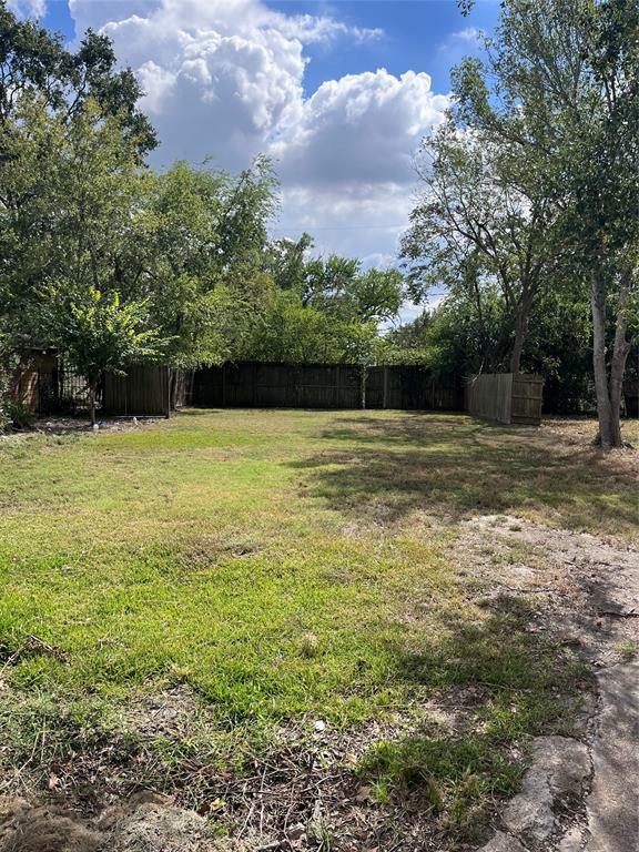 Property Photo:  4305 Lafayette Street  TX 77401 