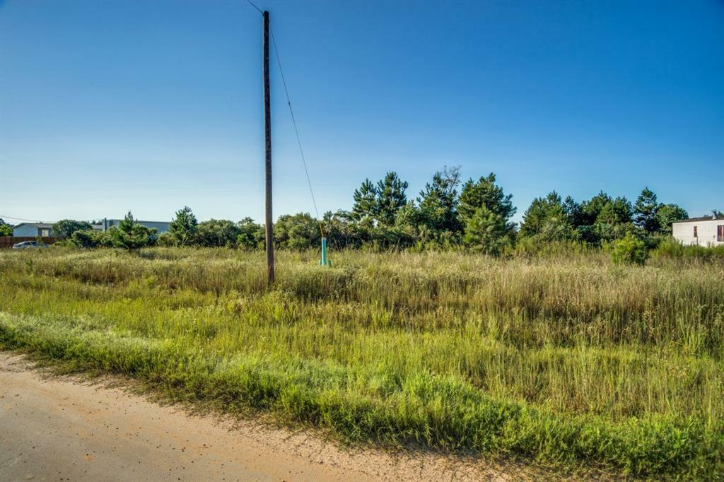 Property Photo:  61 Road 5118  TX 77327 