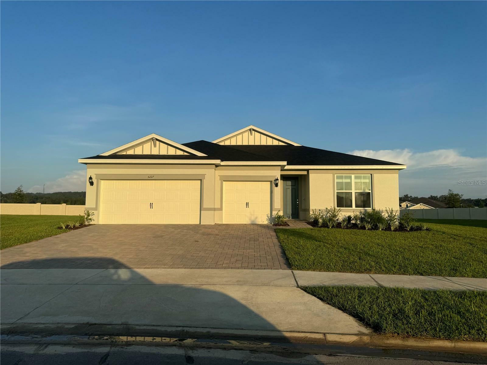 Property Photo:  5227 Foothills Preserve Loop  FL 32757 