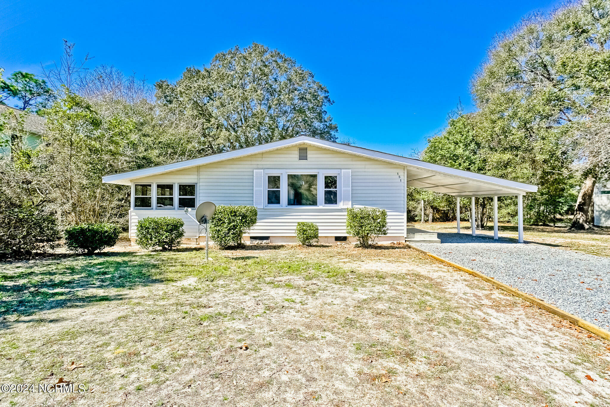 Property Photo:  151 NE 33rd Street  NC 28465 