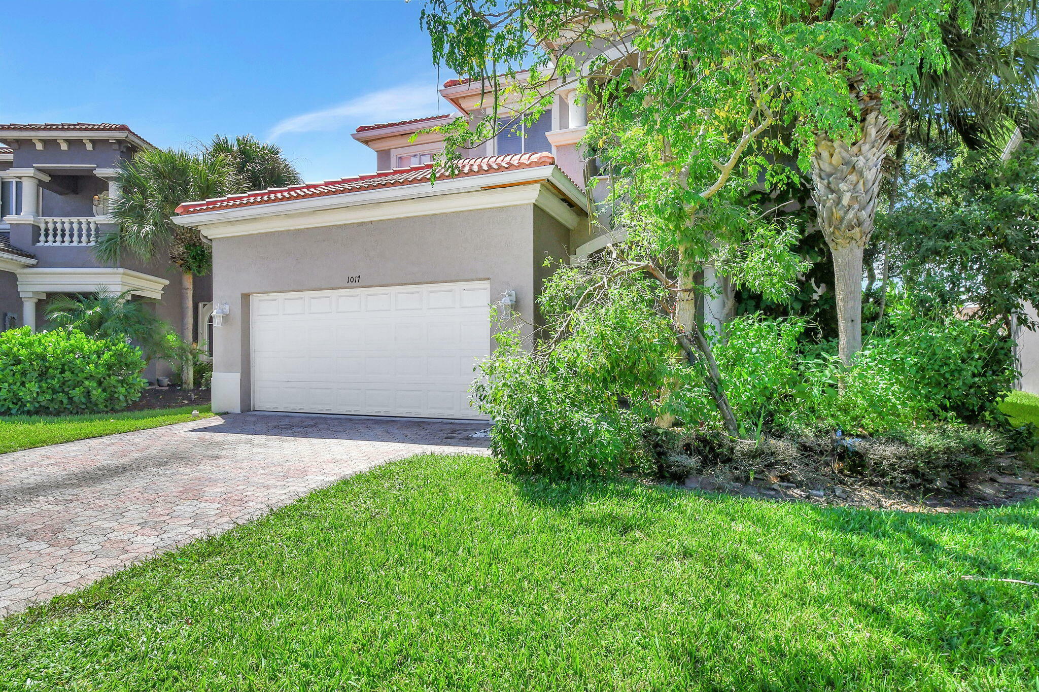 Property Photo:  1017 Grove Park Circle  FL 33436 