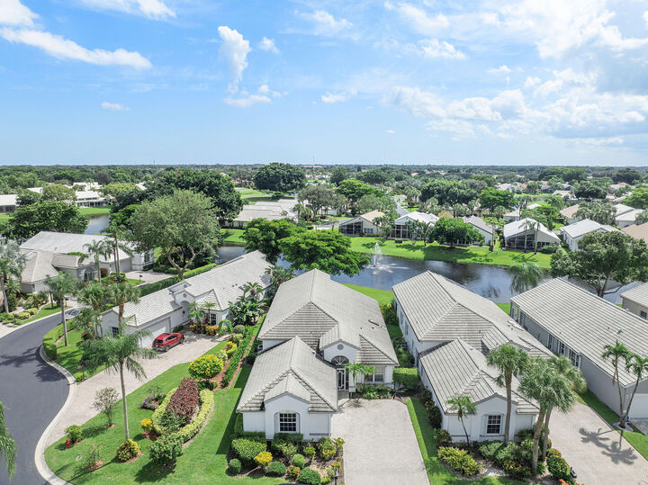 Property Photo: 6388 Three Lakes Lane FL 33437