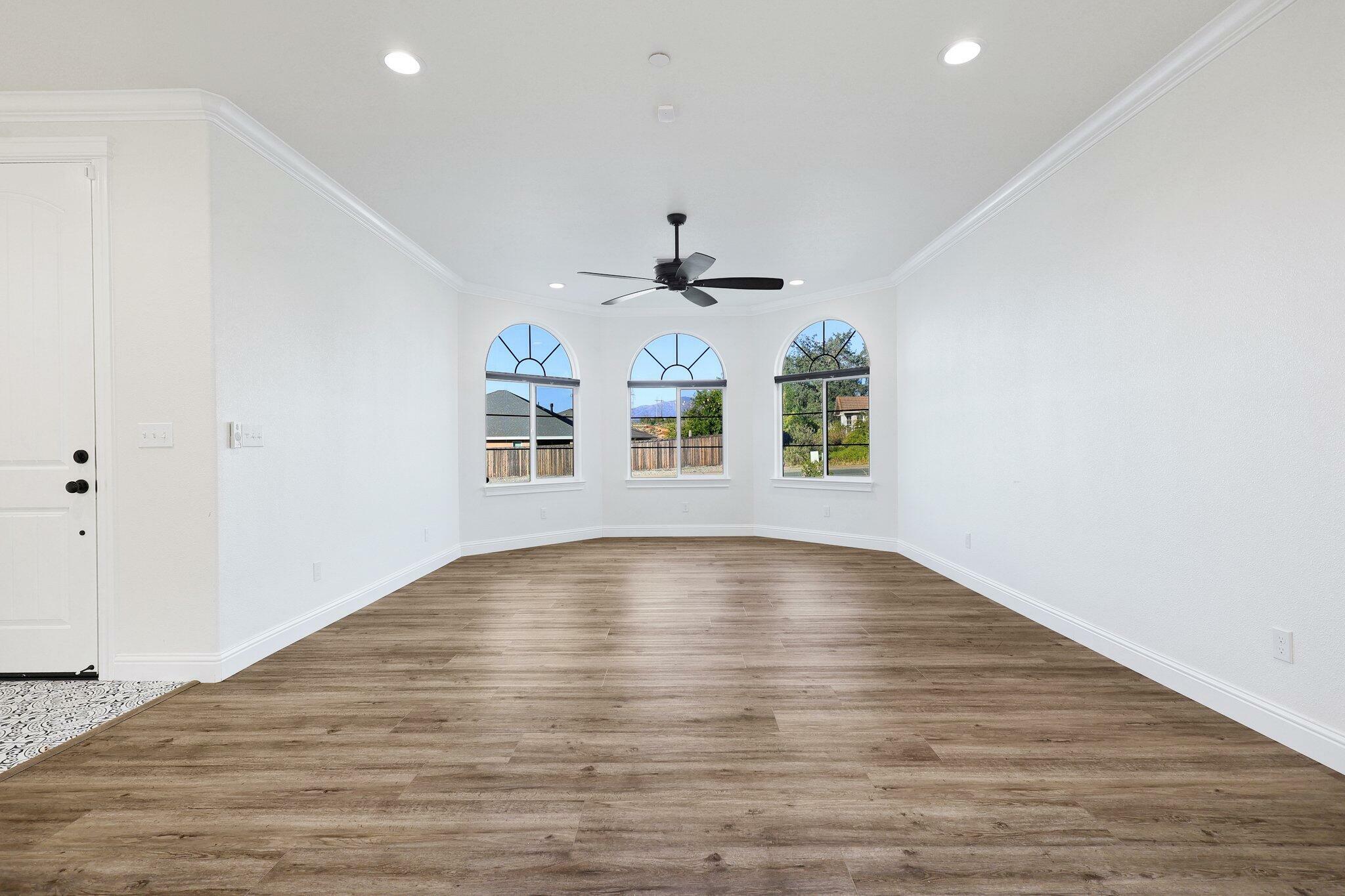 Property Photo:  1421 Spinnaker Drive  CA 96003 