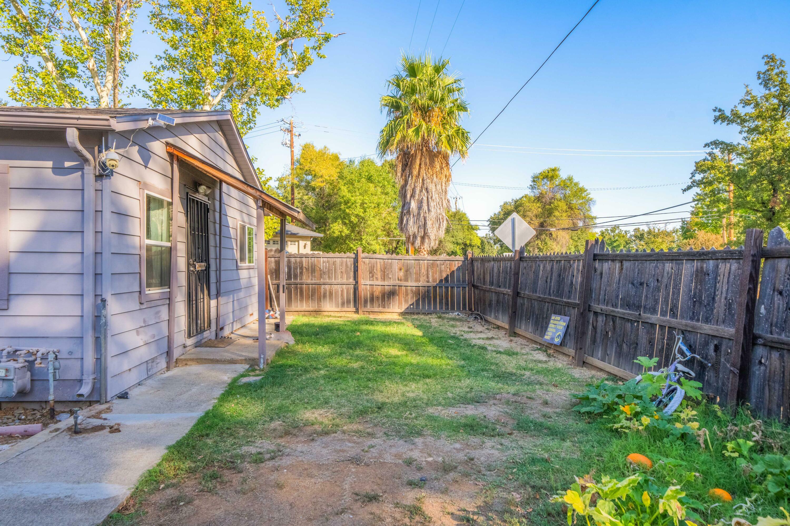 Property Photo:  5450 Cedars Road  CA 96001 