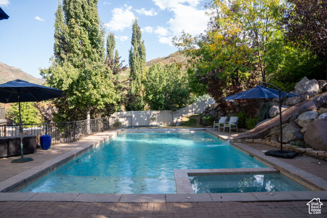 Property Photo: 1826 E Gray Fox Dr S UT 84020