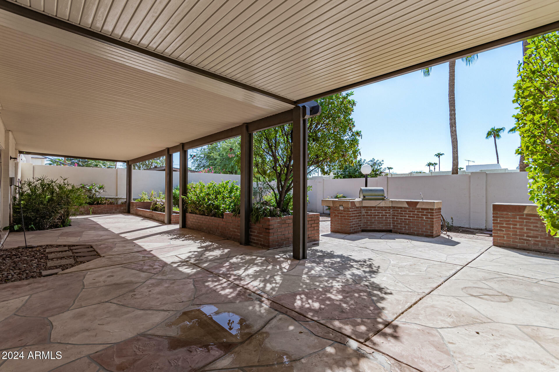 Property Photo:  7701 E Palm Lane  AZ 85257 