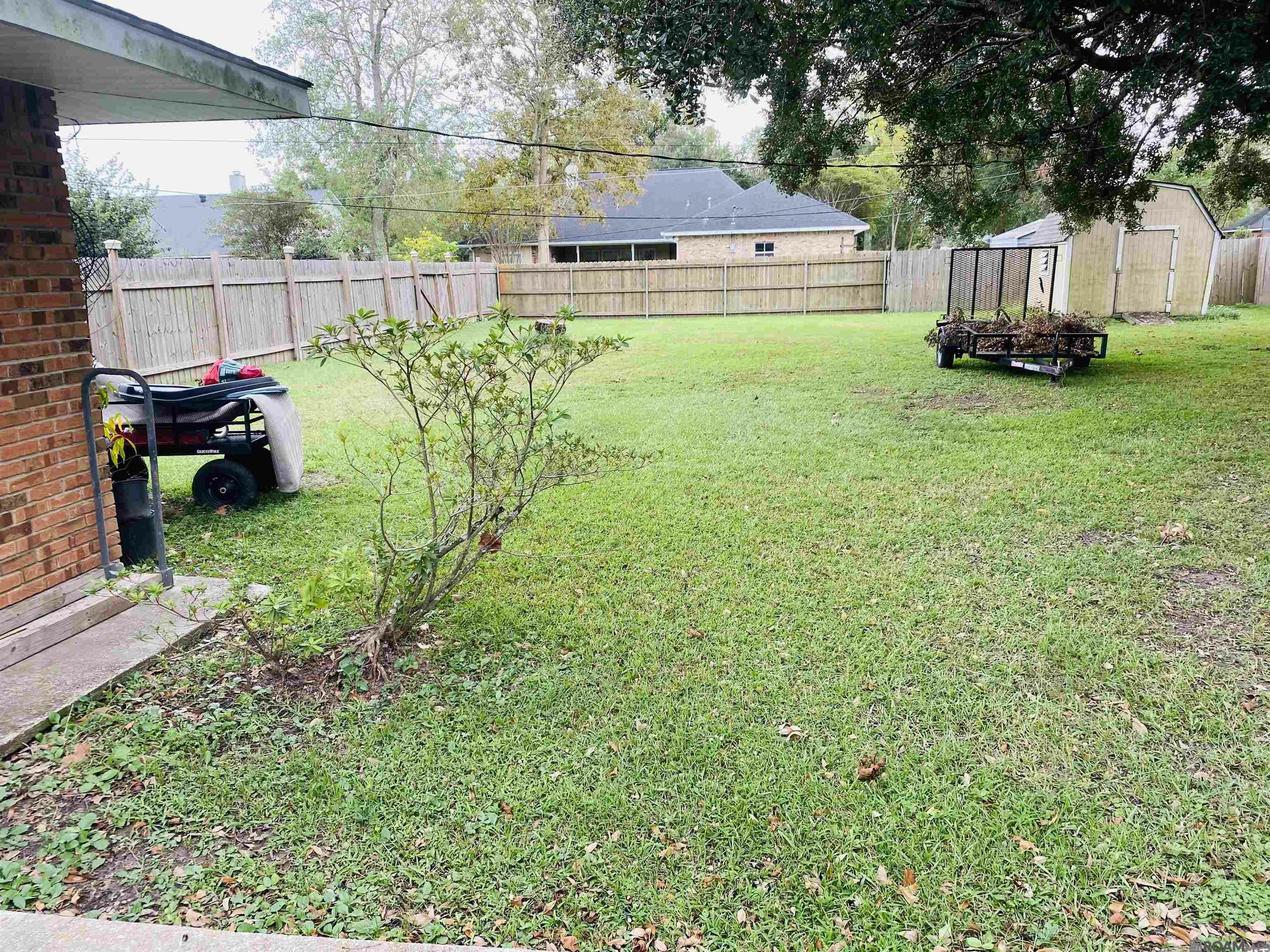 Property Photo:  1825 E Belle Helene St  LA 70737 