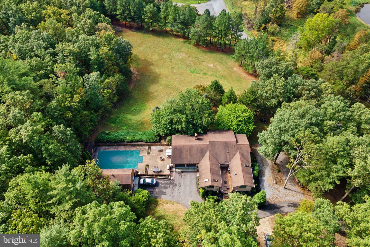 Property Photo:  1802 Chestnut Grove Road  VA 22603 