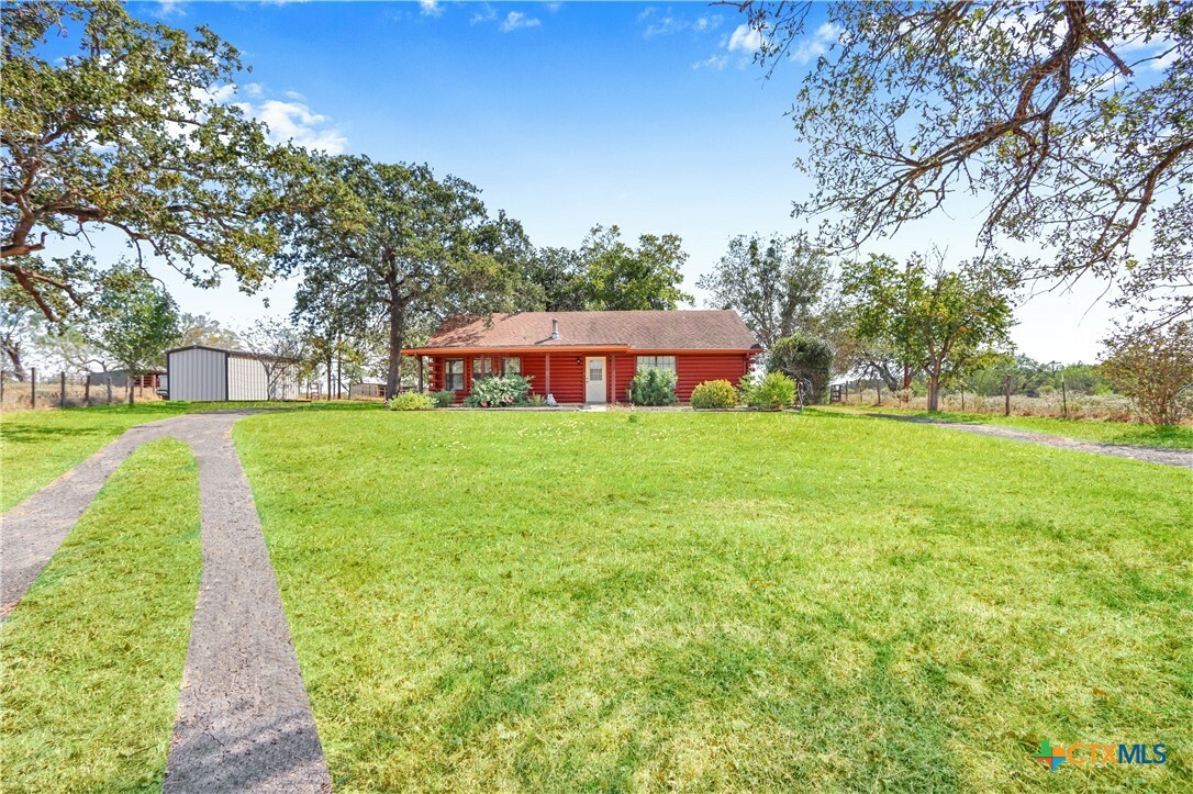 Property Photo:  1311 Dowdy Road  TX 78155 