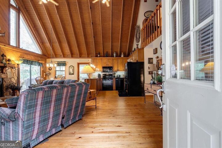 Property Photo: 190 Hickory Point Drive GA 30625