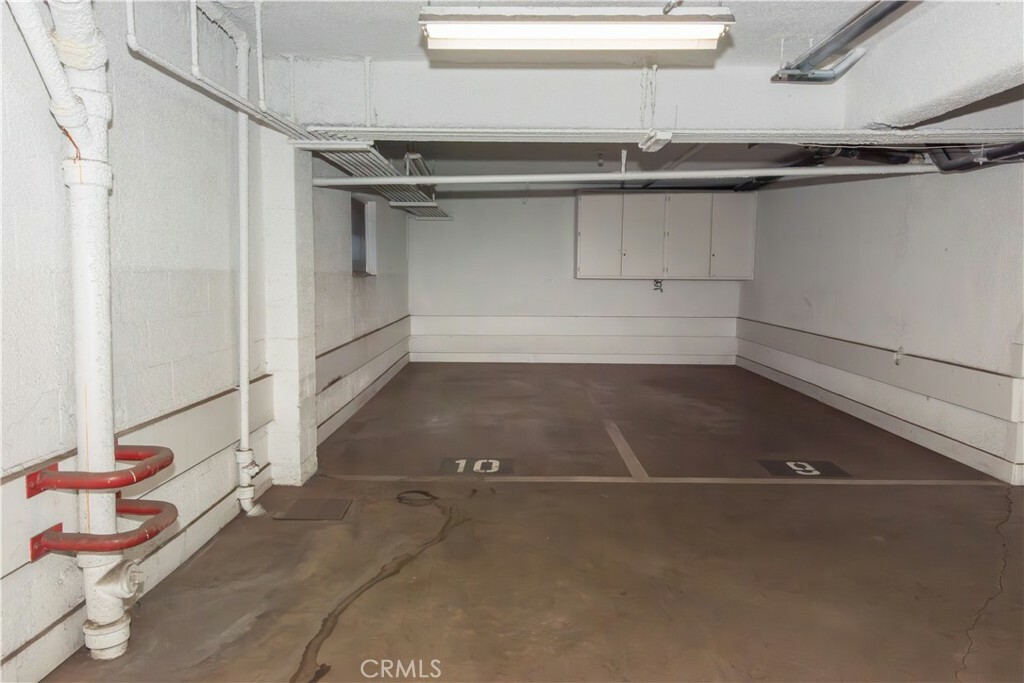 Property Photo:  1329 E 1st Street 10  CA 90802 