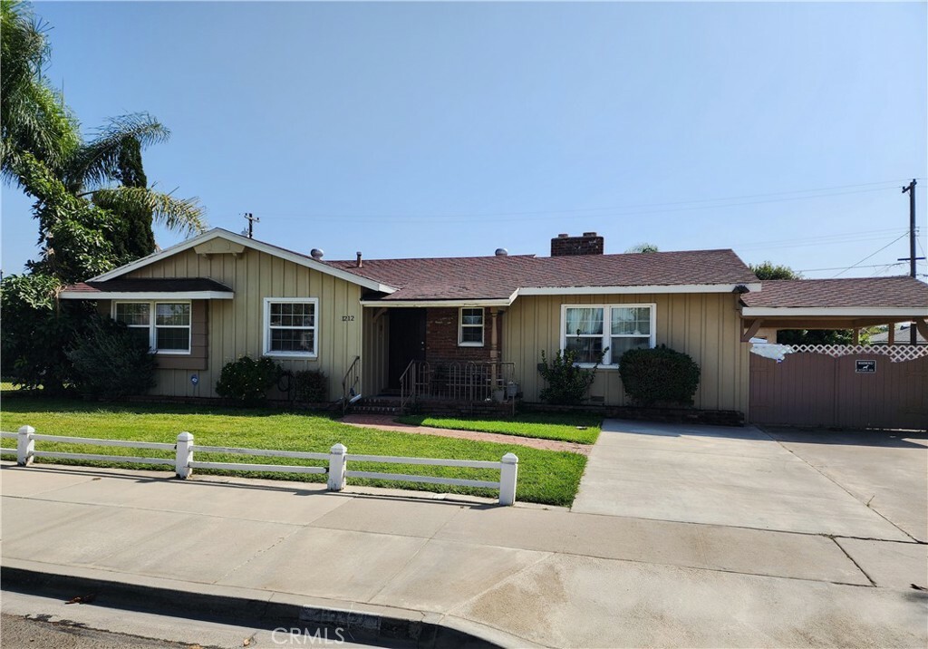 Property Photo:  1212 E Haven Drive  CA 92805 