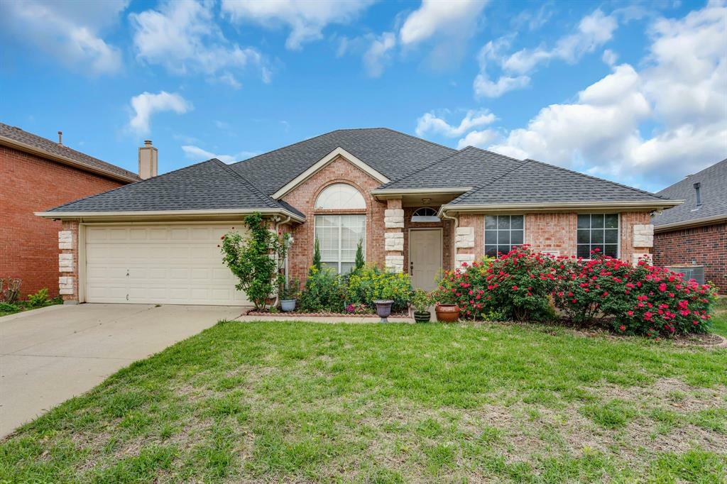 Property Photo:  908 Birkshire Drive  TX 75077 