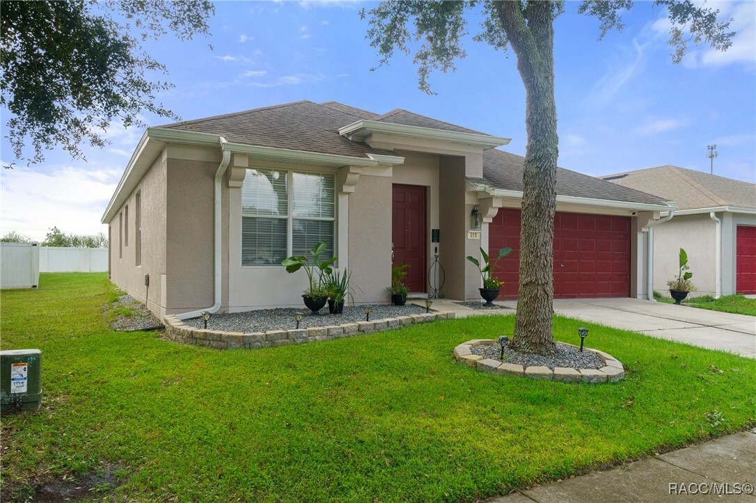 Property Photo:  619 Nodding Shade Drive  FL 34604 