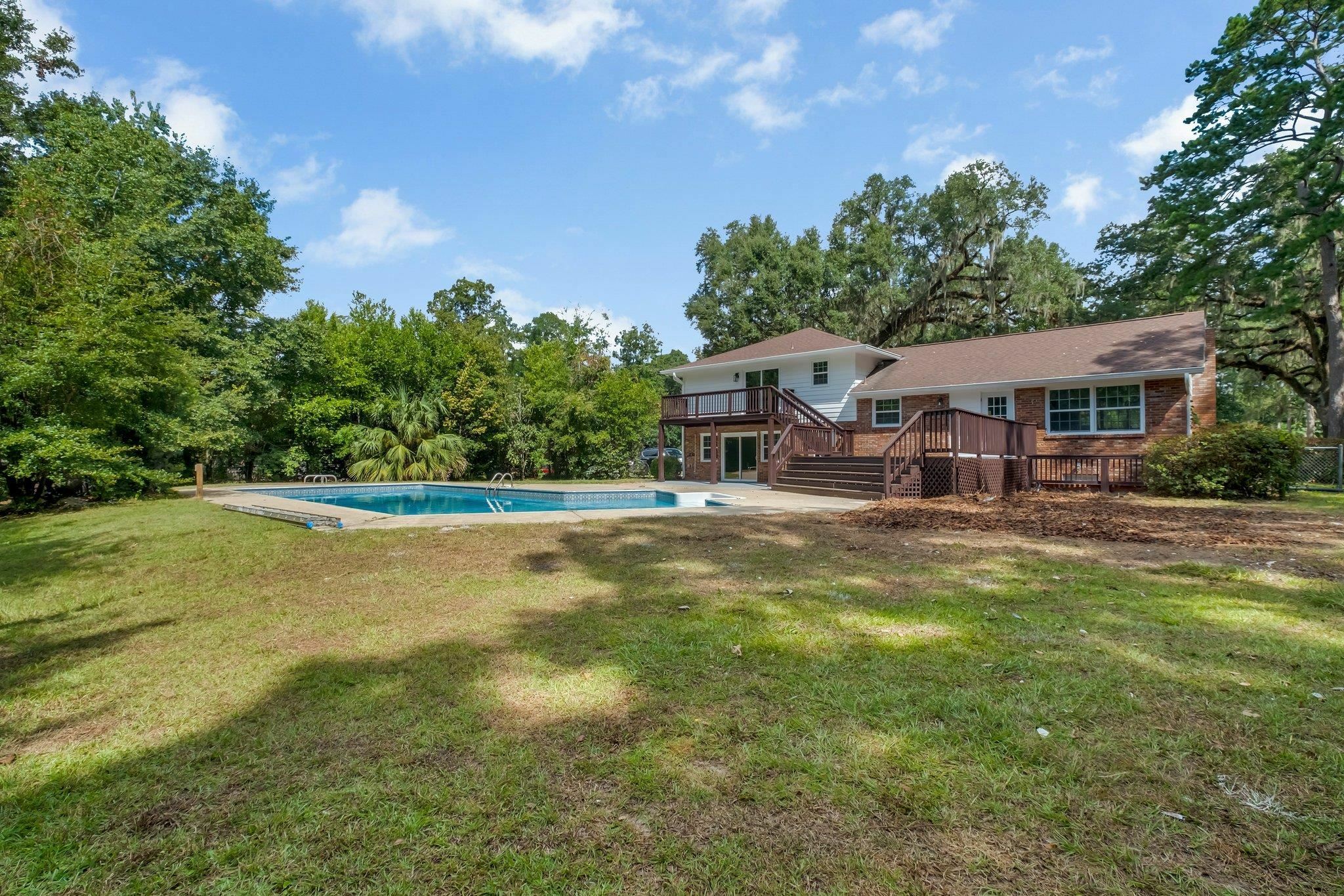 Property Photo:  2601 Killarney Way  FL 32309 