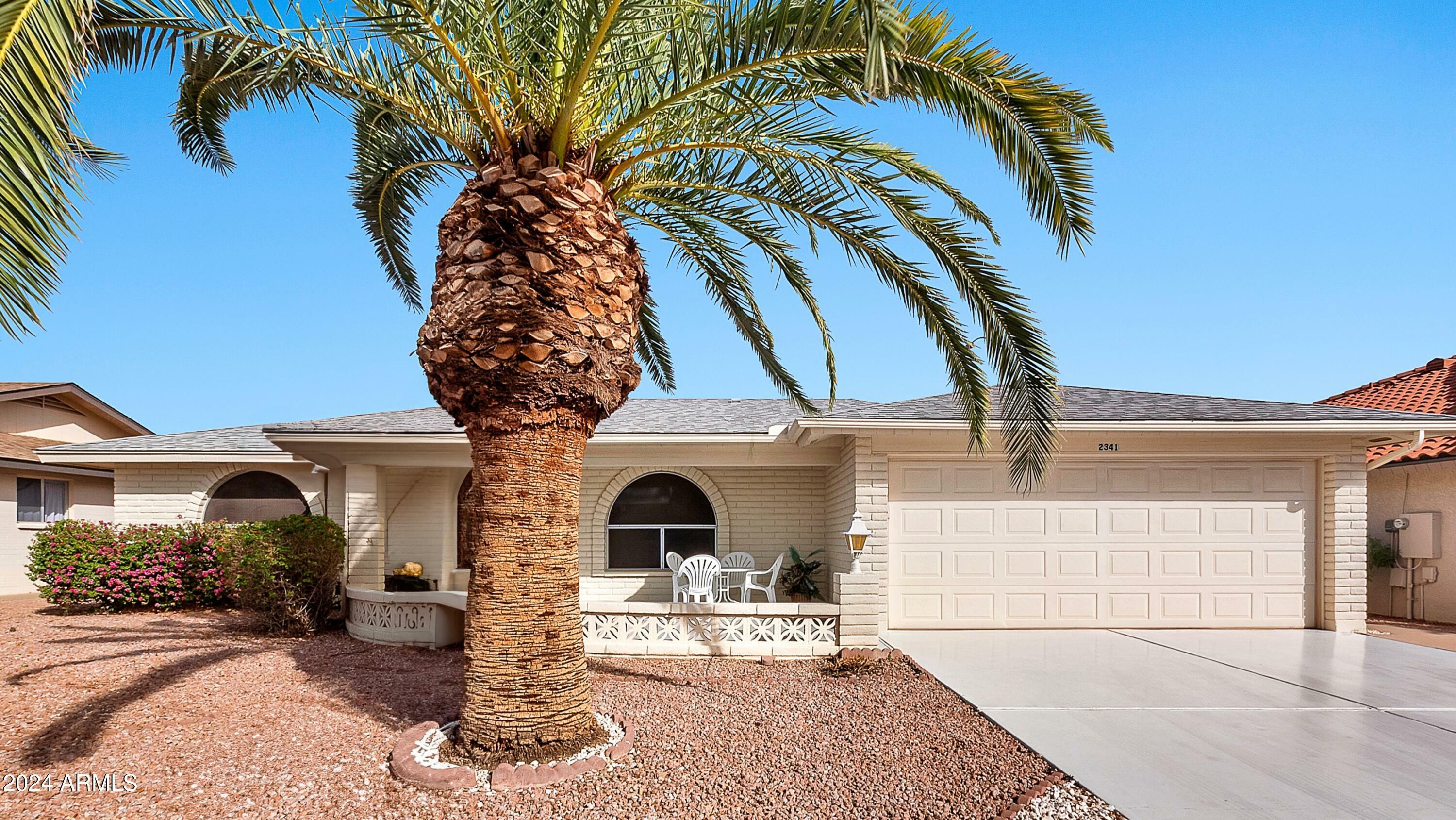 Property Photo:  2341 S Zinnia --  AZ 85209 