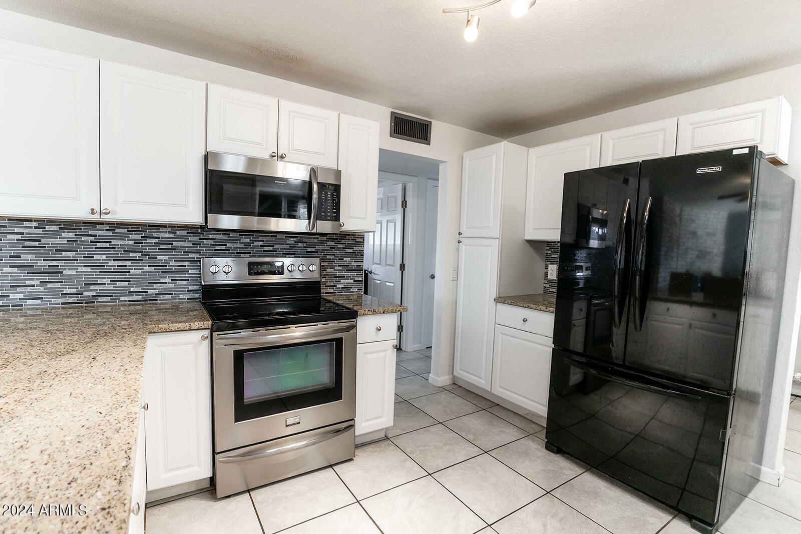 Property Photo:  277 S Palo Verde Drive  AZ 85120 