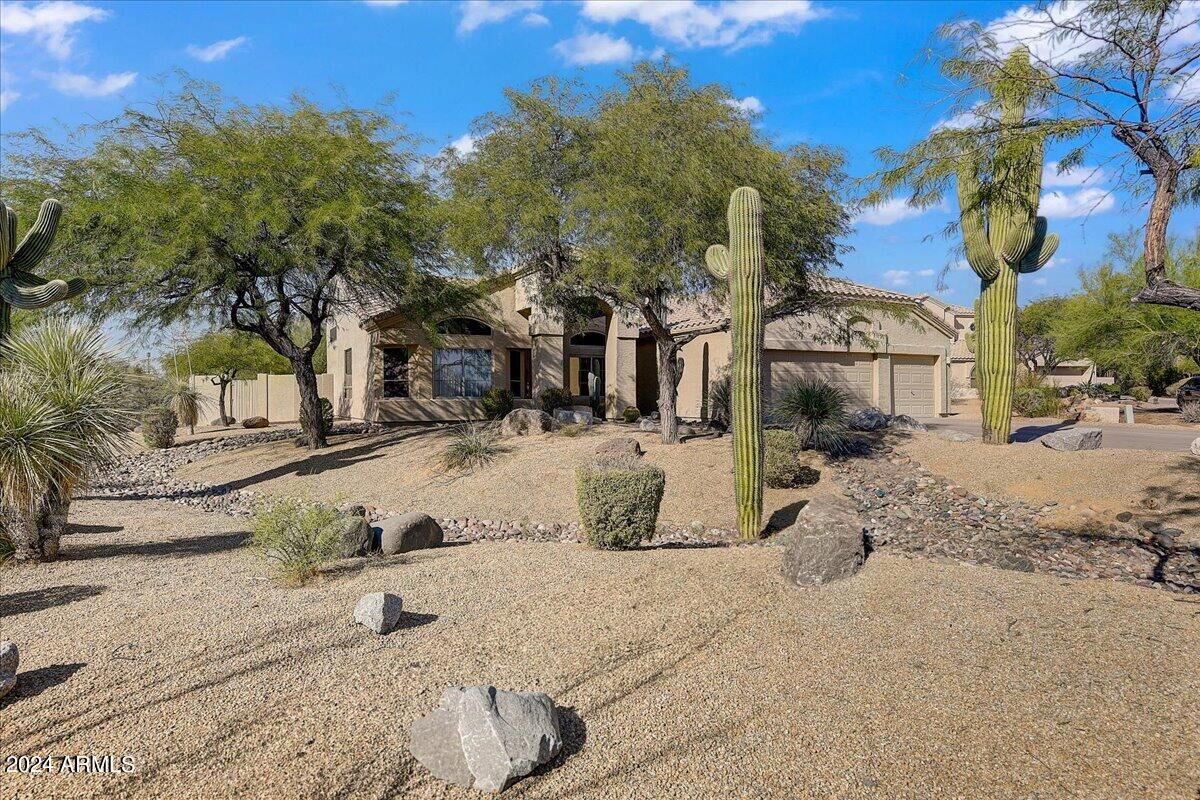 Property Photo:  6870 E Horned Owl Trail  AZ 85266 