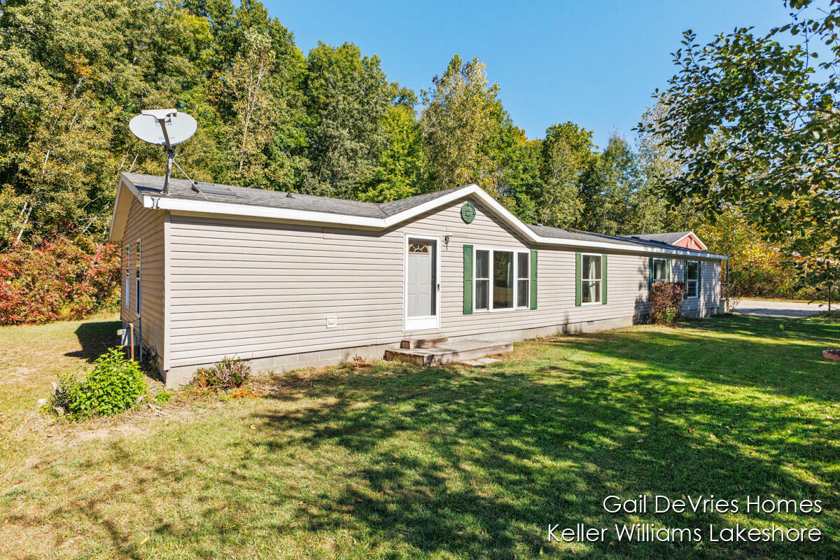 Property Photo:  3149 Fawn Drive  MI 49419 