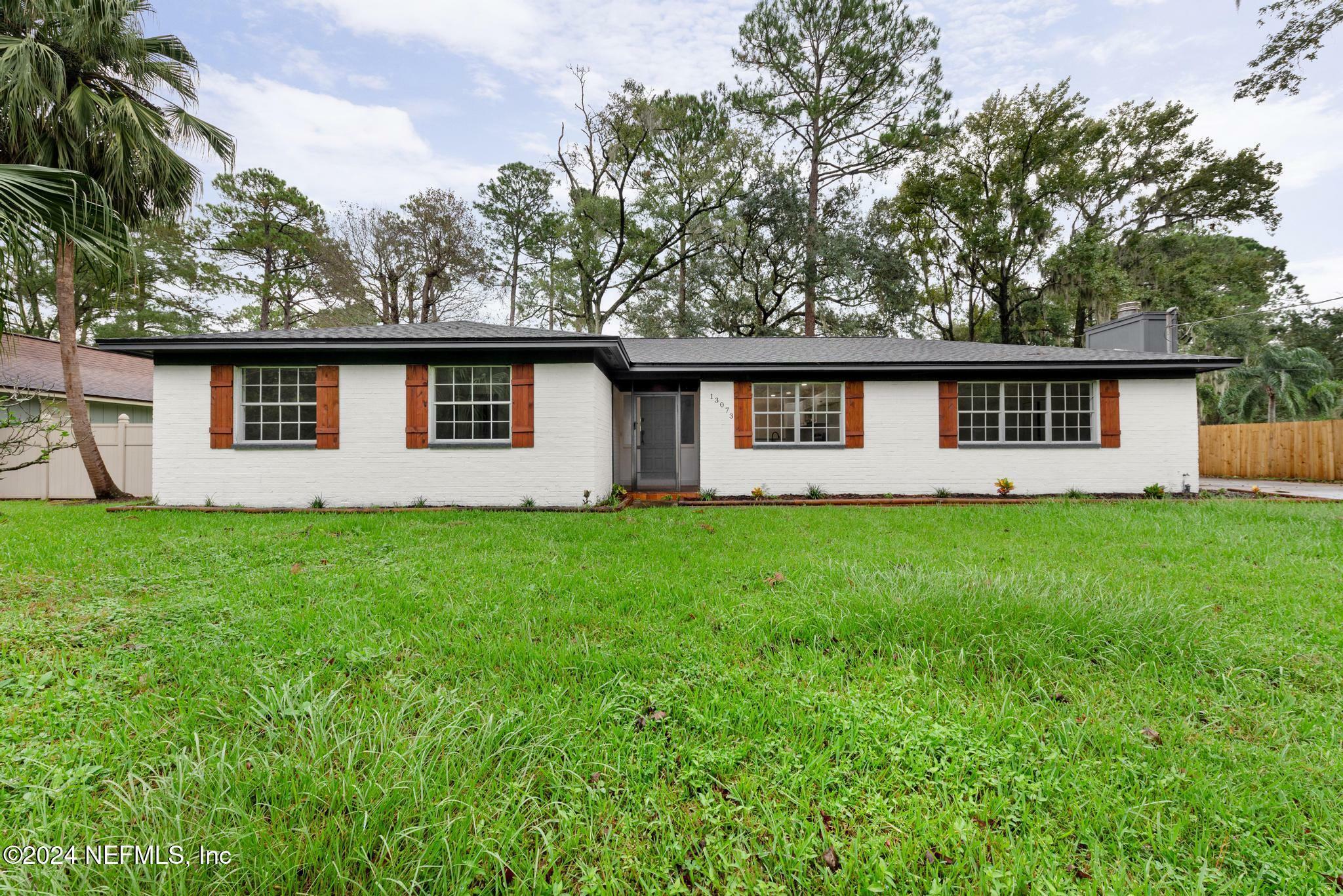 Property Photo:  13073 Mandarin Road  FL 32223 