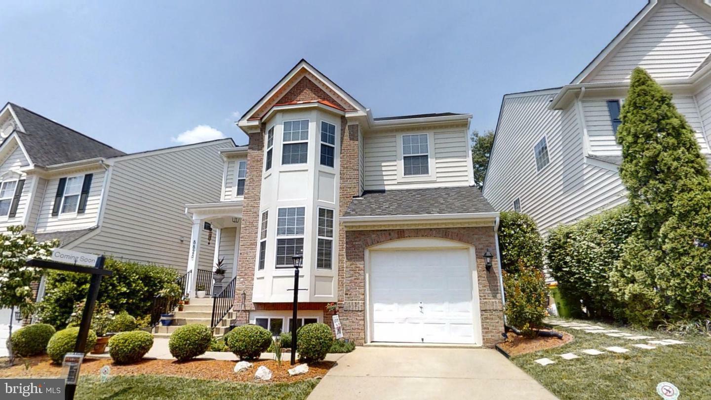 Property Photo:  8826 Carpenters Hall Drive  VA 22079 