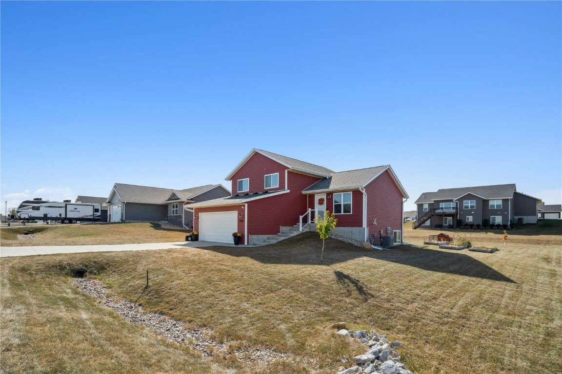 Property Photo:  2780 Sage Street  IA 52324 