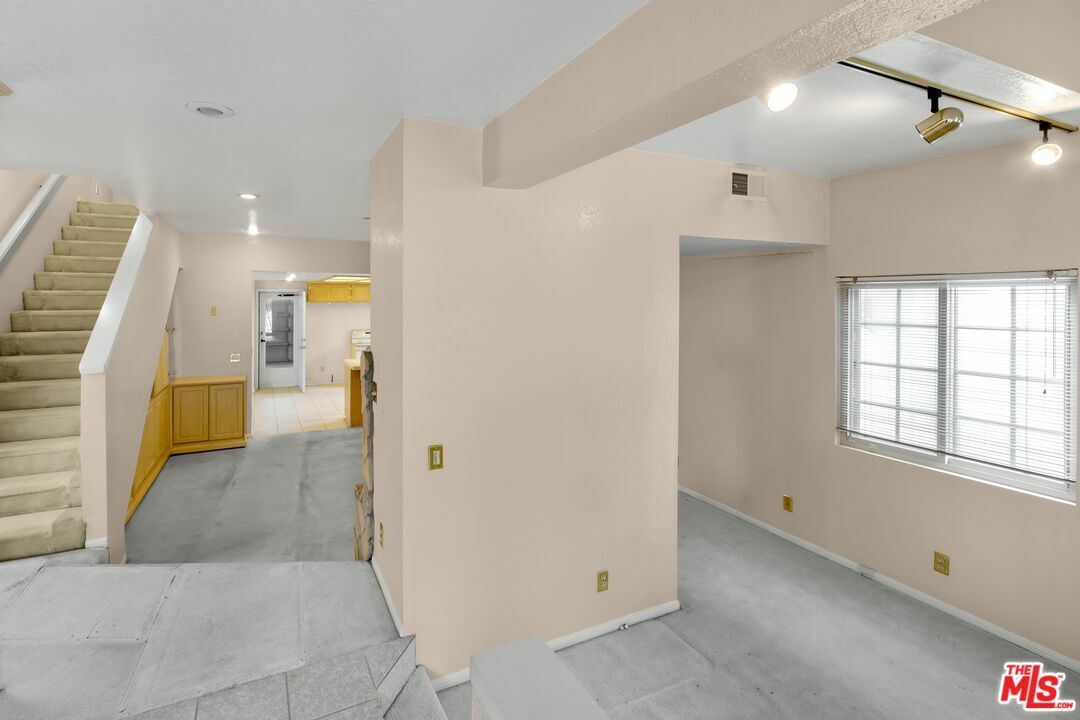 Property Photo:  8811   Pershing Dr  CA 90293 