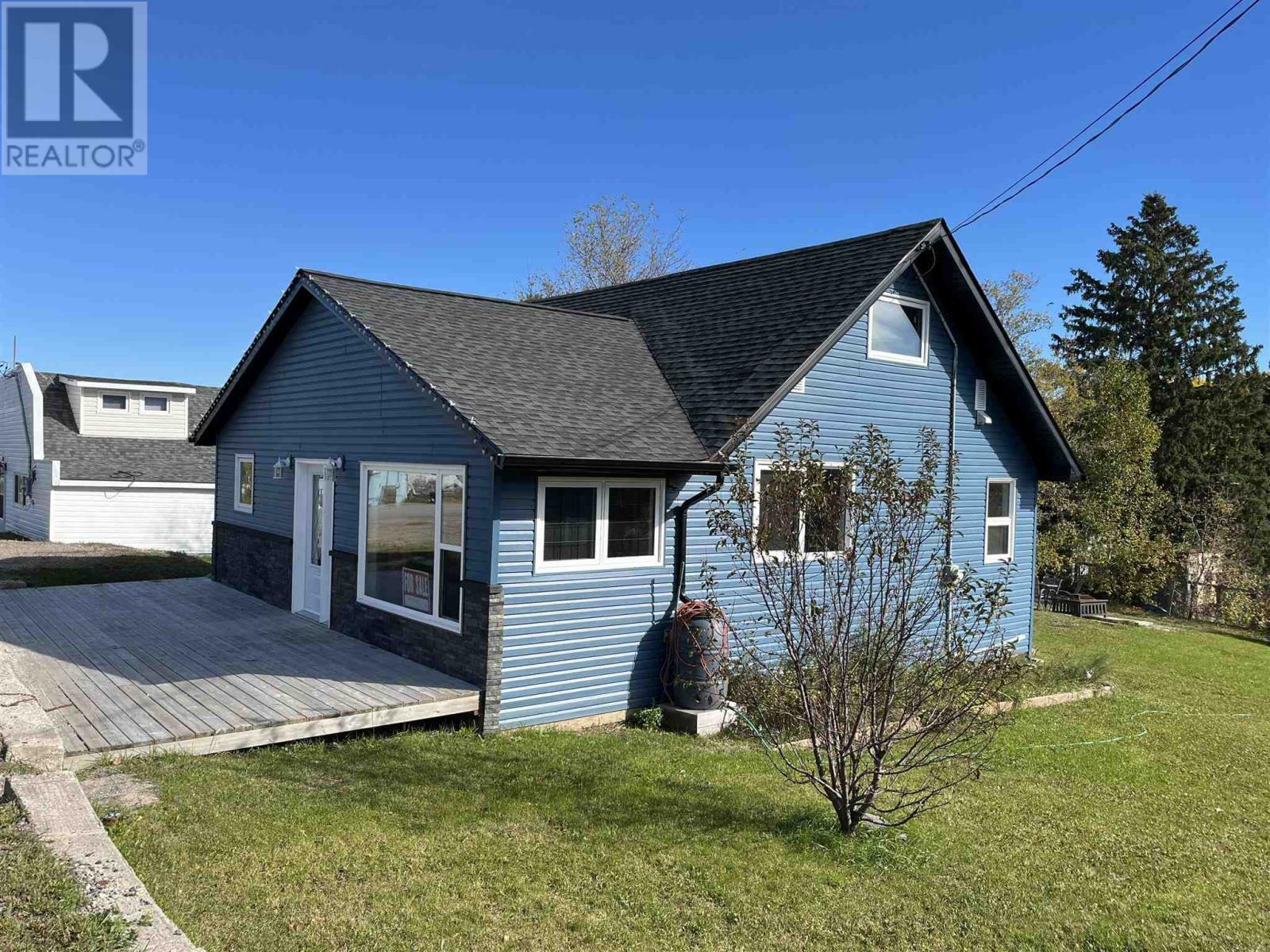 Property Photo:  288 Howey Street  ON P0V 2M0 