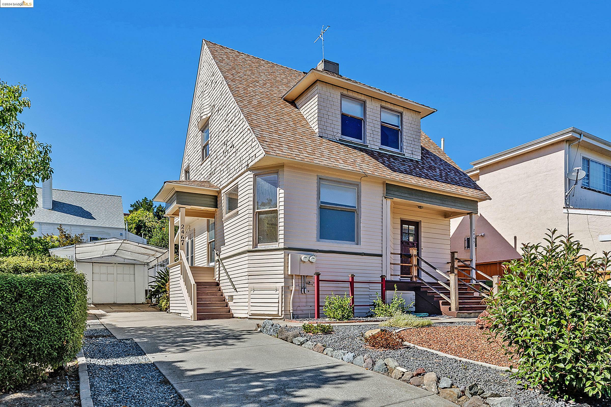 Property Photo:  2469 Coolidge Ave  CA 94601 