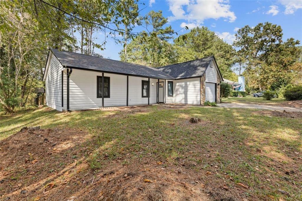 Property Photo:  9377 Woodloop Court  GA 30238 