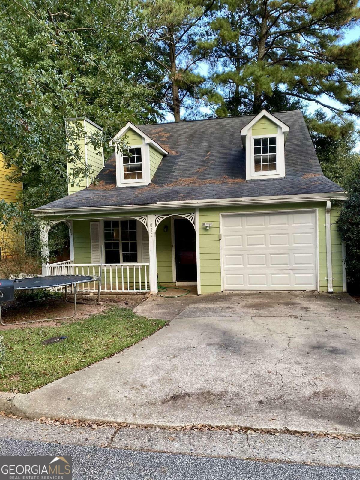 Property Photo:  1026 Autumn Crest Court  GA 30083 