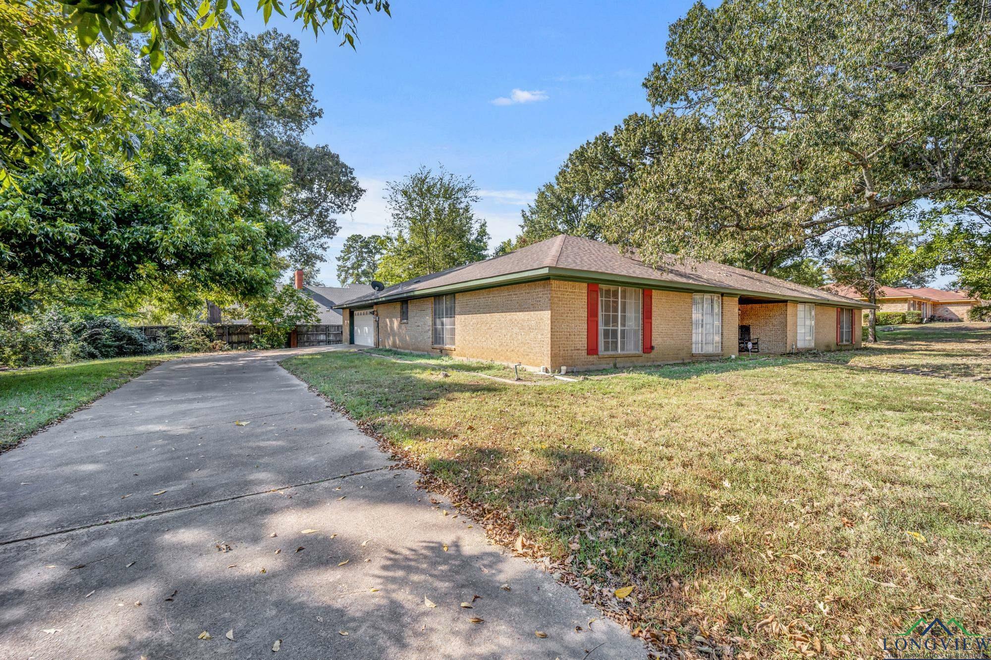 Property Photo:  508 Cynthia Street  TX 75605 