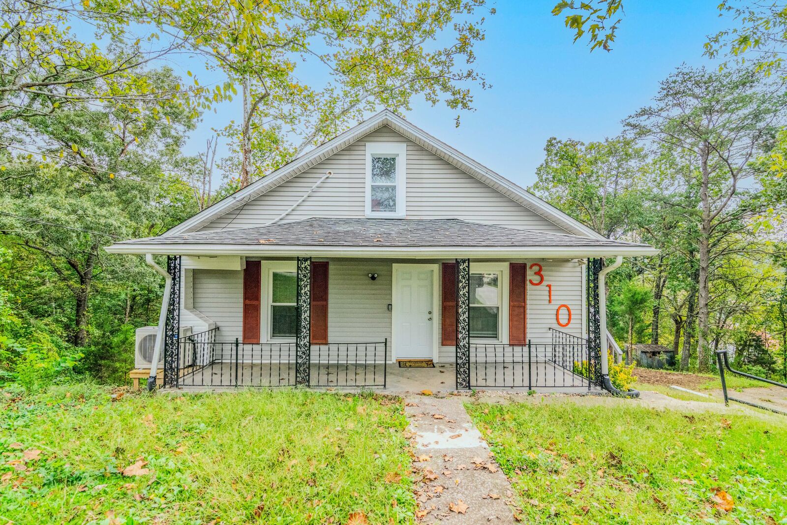 Property Photo:  310 6th Street  KY 40472 