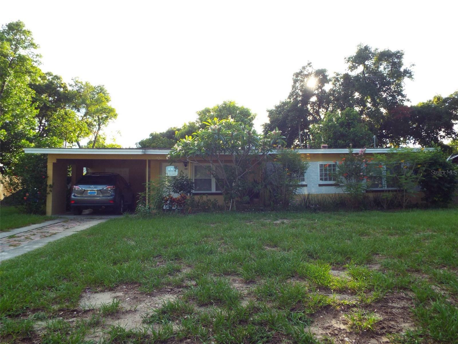 Property Photo:  920 Gloriosa Avenue  FL 32789 