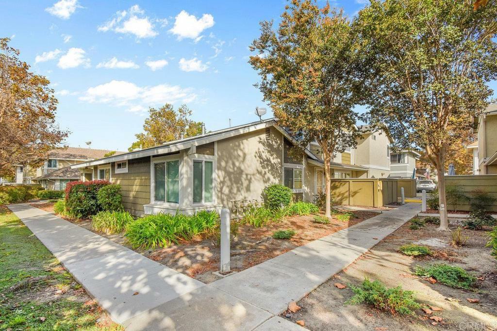 Property Photo:  731 Paradise Cove Way  CA 92058 