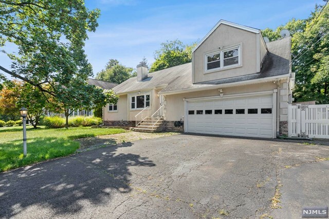 Property Photo:  15 Sunrise Drive  NJ 07470 