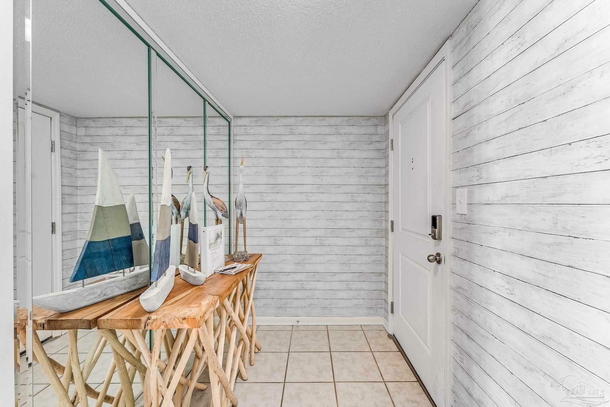 Property Photo: 900 Gulf Shore Dr 2051 FL 32541
