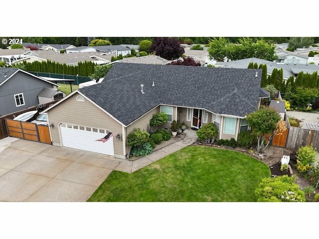 2430 Bowtie Ave  Eugene OR 97404 photo