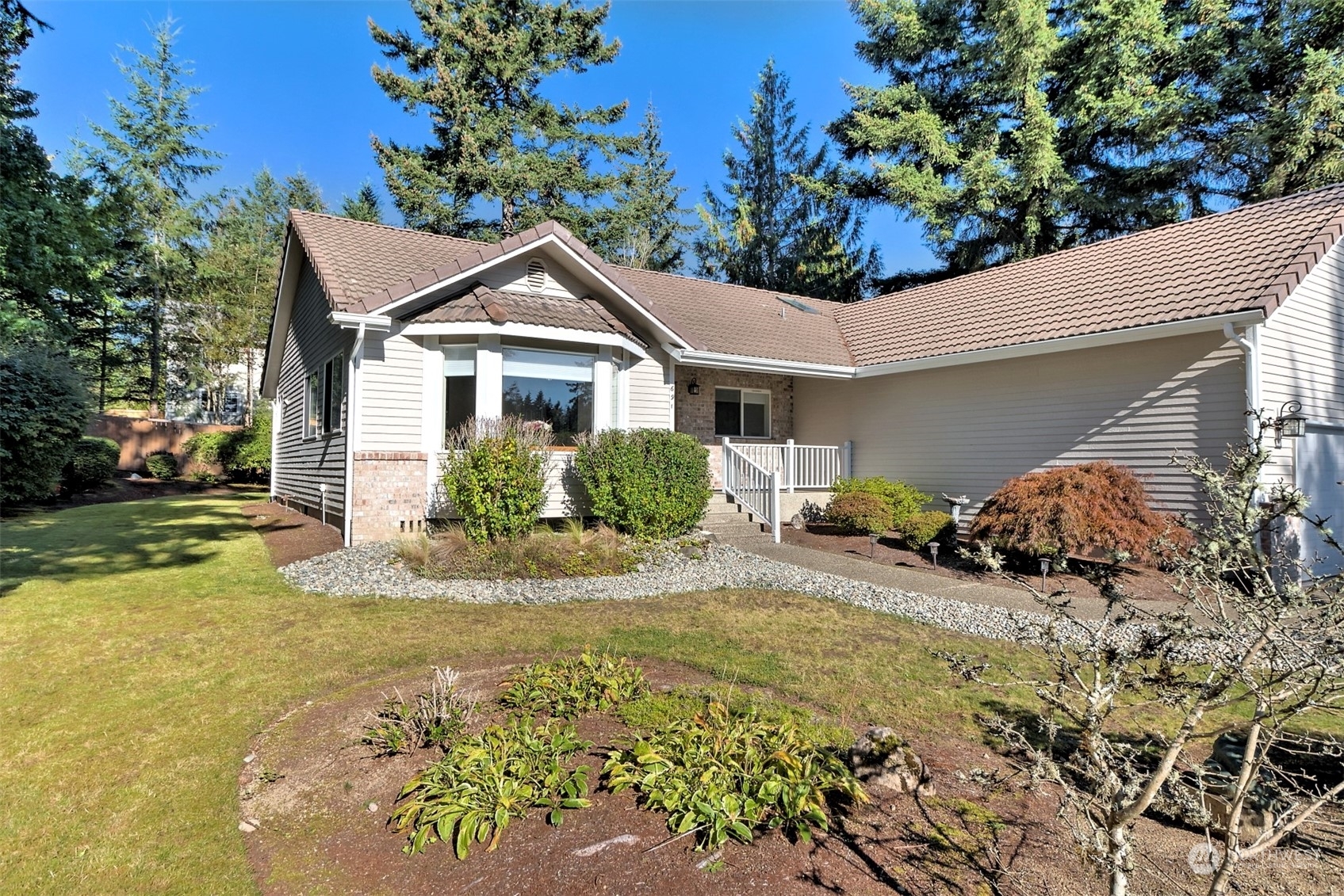 Property Photo:  691 E Old Ranch Road  WA 98524 